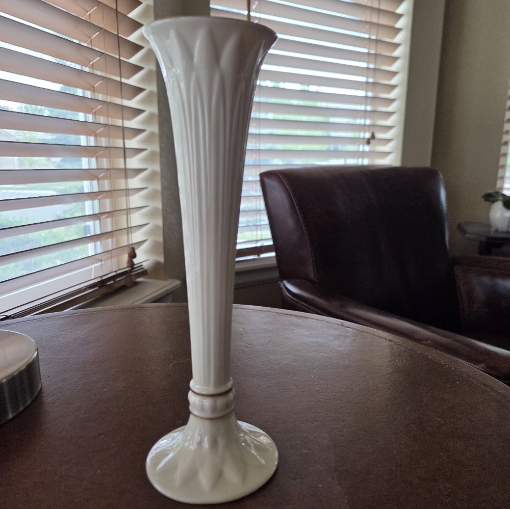 Vintage Lenox Tivoli Fluted 9" Vase